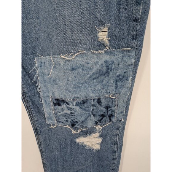 Old Navy Boyfriend Jeans Women Size 16 Tall Mid Rise Patchwork Distressed Grunge - Picture 6 of 12